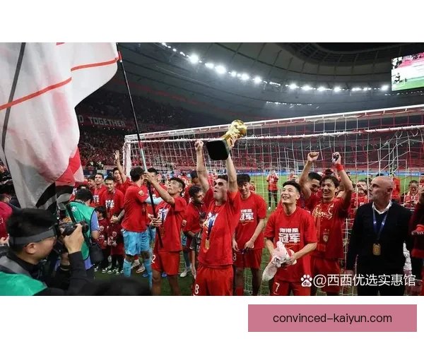 焦点战逆转绝杀引爆全场联赛争冠格局再生变数球迷热议不断 焦点战逆转绝杀引爆全场联赛争冠格局再生变数球迷热议不断