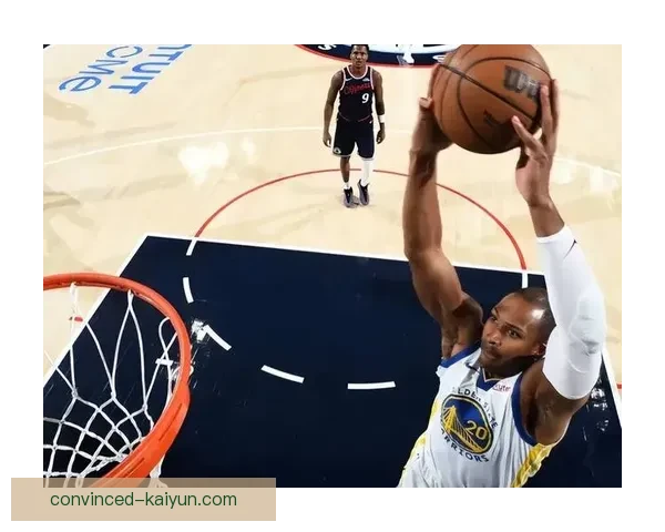 NBA最新动态：湖人签约新援勇士迎来伤病回归，季后赛形势愈加紧张