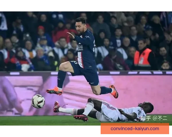 巴黎圣日耳曼逆转胜利，梅西助攻引爆法甲争冠热潮